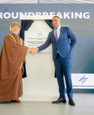 BOTSWANA BREAKS GROUND ON LANDMARK 500MW MAUN SOLAR PROJECT